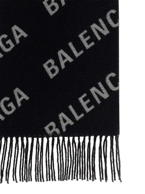 발렌시아가 FW22 WOOL SCARF WITH LOGO 697725_421B11077