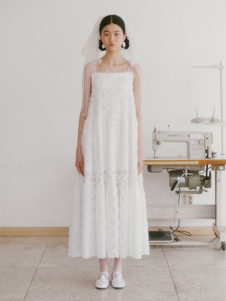 Bridal Rose Blooming Short Veil_white