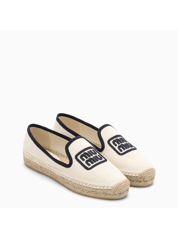 미우미우 SS24 Miu Miu Ivory/blue espadrilles with logo embroidery 5S141E0255P3