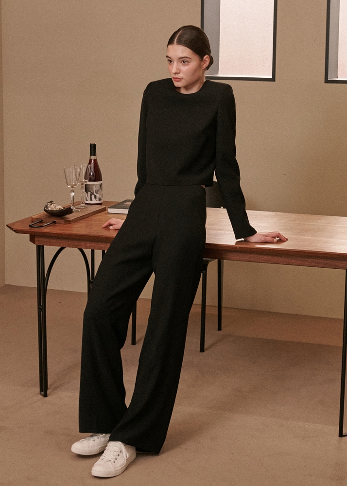 [SET] Mina Shoulder Top + Semi Wide Slacks Set-up [Black]