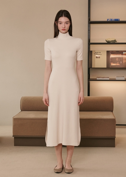 Vera Semi-Turtleneck Knit Dress [Ivory]