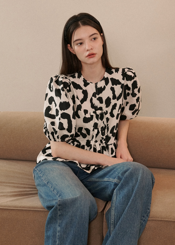 Julie Puff Sleeve Blouse [Leopard White]