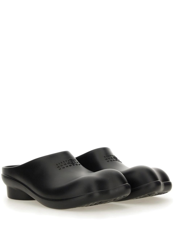 MM6 메종 마르지엘라 SS24 CLOGS ANATOMIC SH3WX0001_P6780T8013