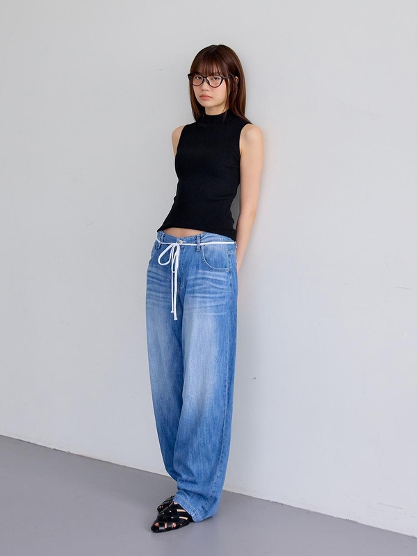 AR_Wide blue denim pants