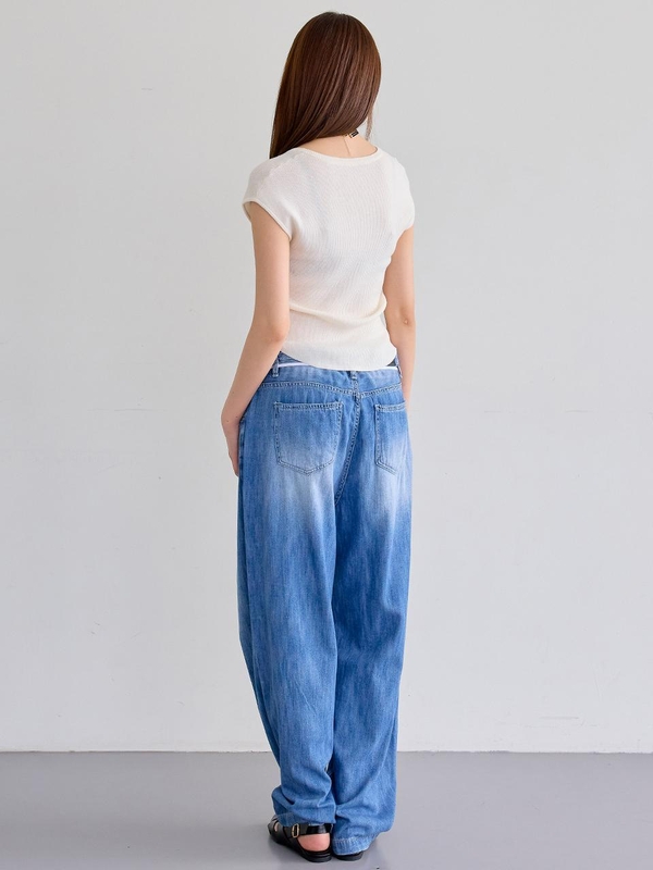 AR_Wide blue denim pants