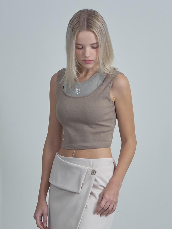 Double sleeveless top - beige