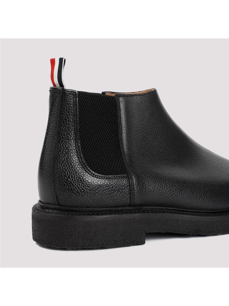 톰 브라운 FW23 Thom Browne Leather Mid Top Chelsea Boots MFB224B.06257