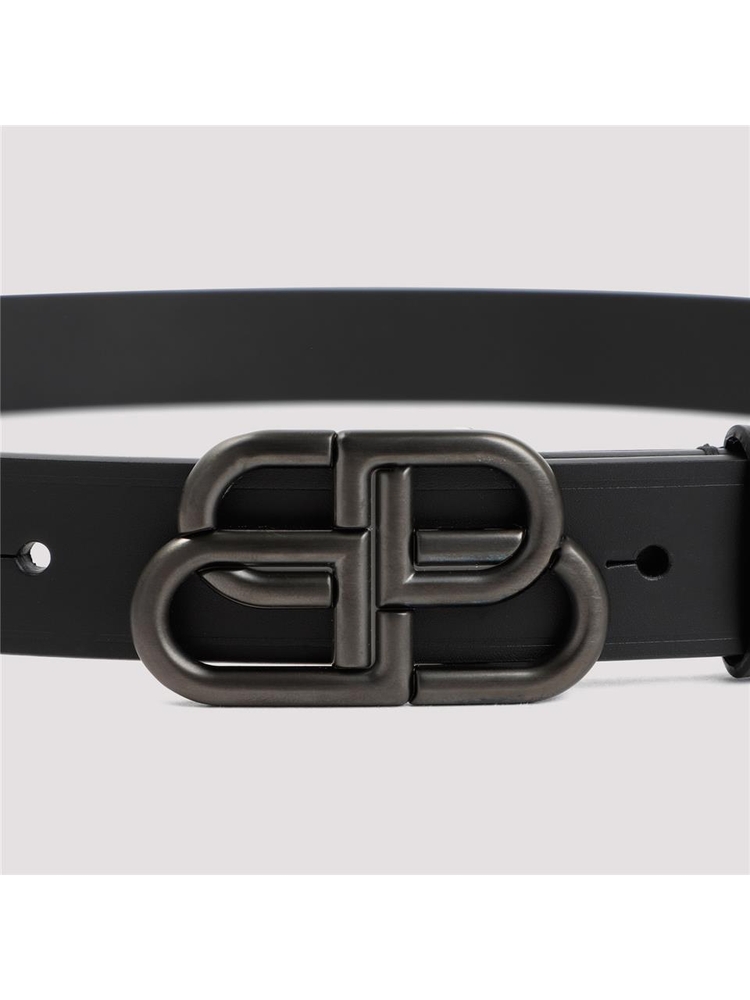 발렌시아가 FW24 Balenciaga Leather BB Belt 581690.1CH0J