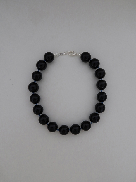 bold onyx necklace