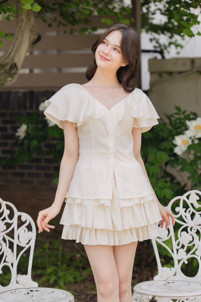 Ruffle Heart-neck Blouse / Ivory(3color)