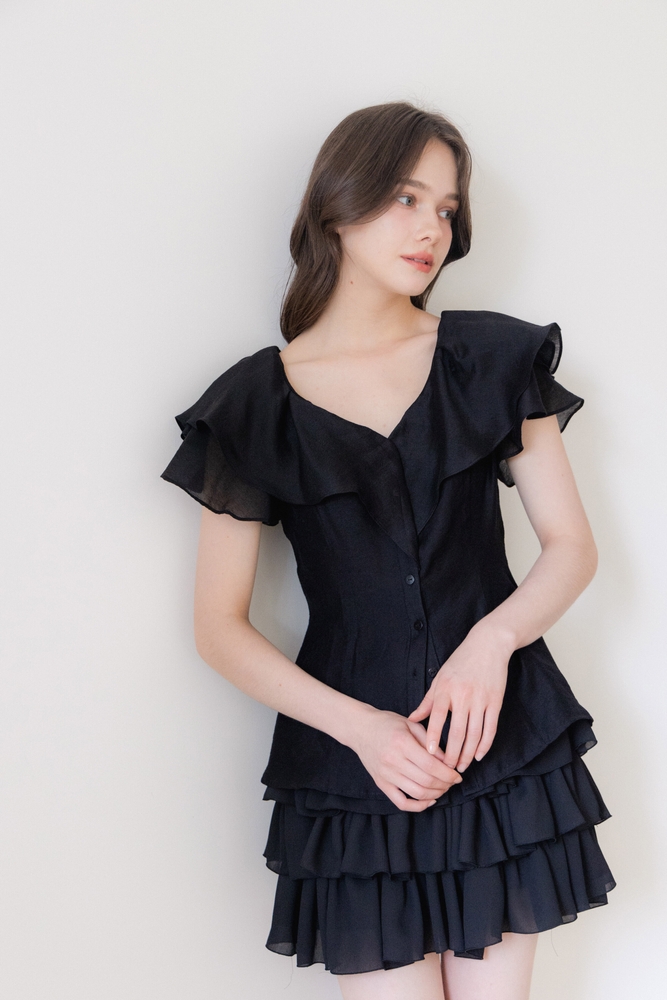 Ruffle Heart-neck Blouse / Black(3color)