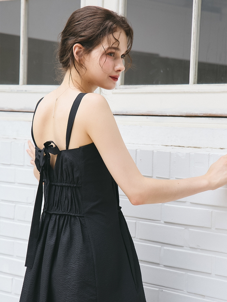 SEERSUCKER SHIRRING ONEPIECE_BLACK