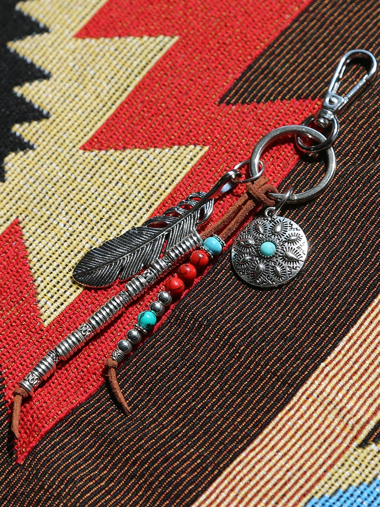 navajo feather & beads keyring brown