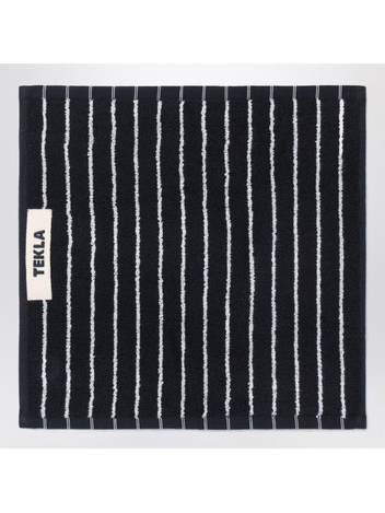 테클라 FW24 Tekla Black bath towel with white stripes 30x30 TT-BLST30X30CO