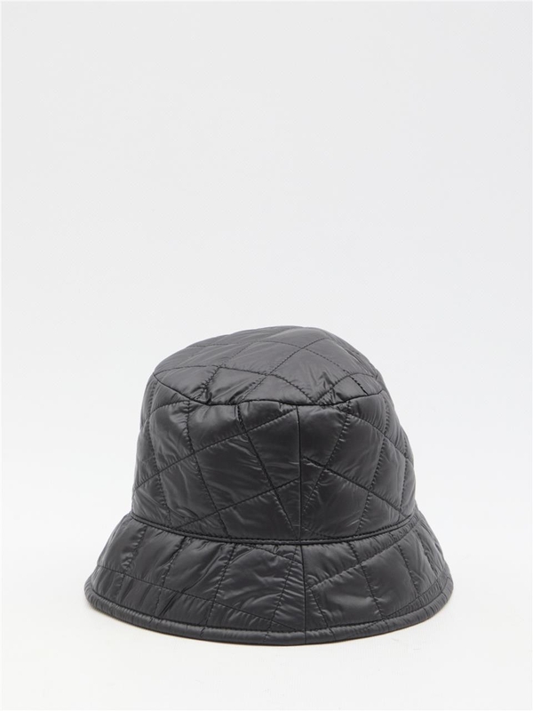 몽클레르 FW24 Quilted bucket hat 3B00023_788LD_999