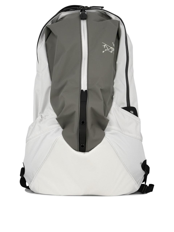 아크테릭스  Arro 22 backpack X000007473ARRO 22 BACKPACKATMOS