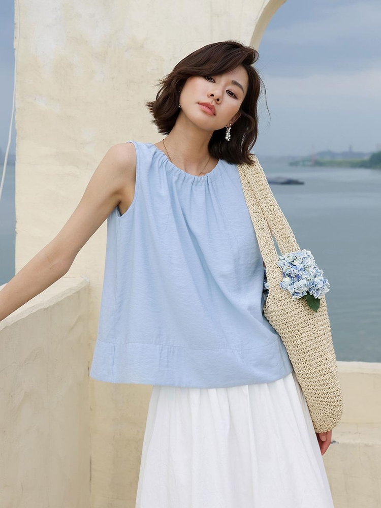 LS_Blue wide sleeveless top