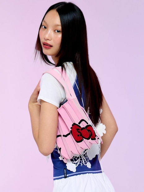 [헬로키티 50주년 2024년 한정판] Lucky Pleats Knit S 50th Hello Kitty Milky Pink