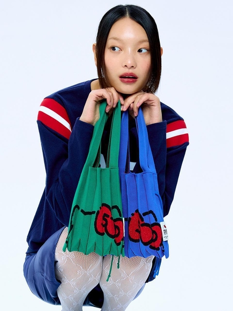 [헬로키티 50주년 2024년 한정판] Lucky Pleats Knit S 50th Hello Kitty Classic Blue