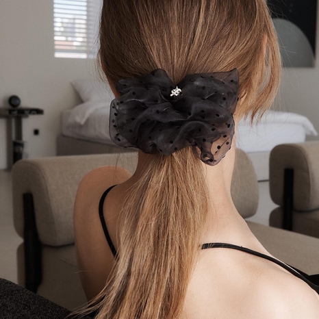 Heart Knock Coupe Hair Scrunchie