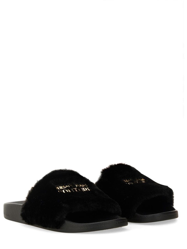 베르사체 진스 꾸뛰르 FW24 VERSACE JEANS COUTURE Flat shoes 77VA3SQ4_ZS359899 BLACK