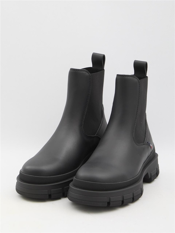 몽클레르 FW24 Hevea Chelsea boots 4F00090_M4646_999 BLACK