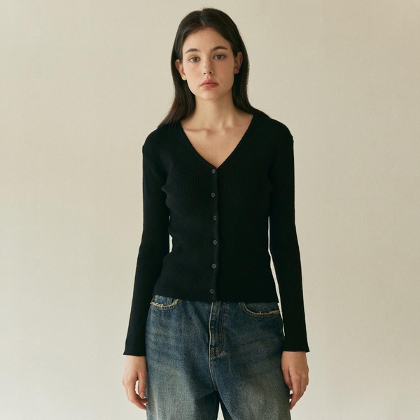 SLIM PIT V-NECK KNIT_BLACK