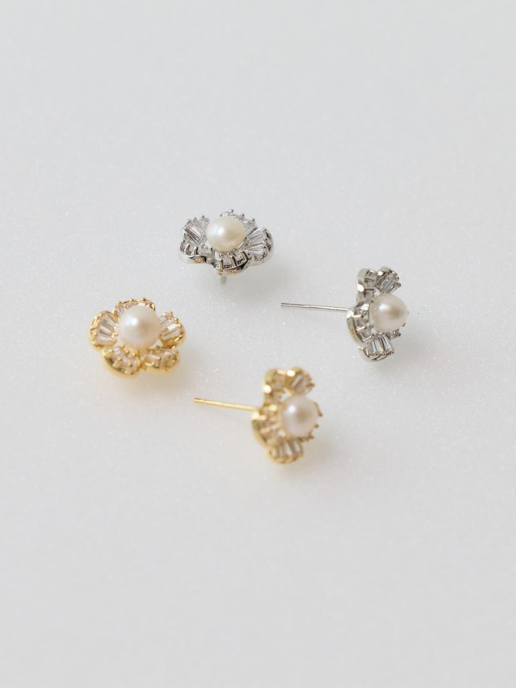 LB_Classic pearl flower earring_GOLD