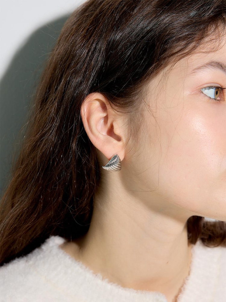 LB_Triangle stripes earring_SILVER