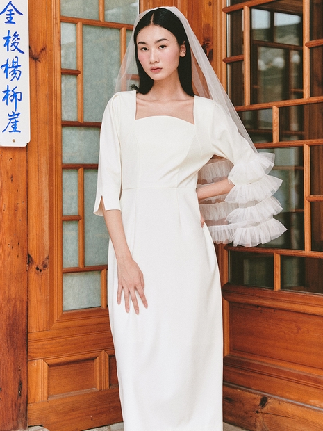 Bridal Bolero Sleek Line Dress_cream