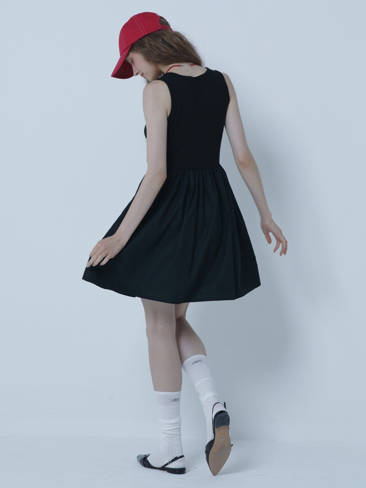 MINIMAL A LINE SLEEVELESS MINI DRESS