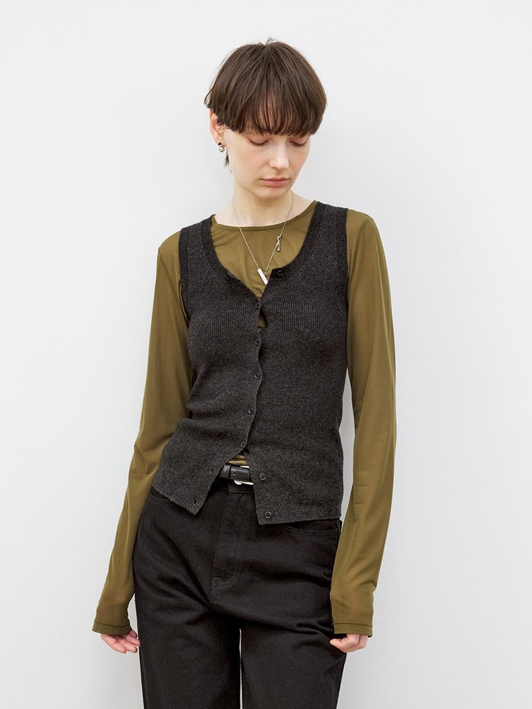 09/25 예약배송_TG_Slim U-neck button vest_2color