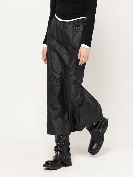 ［24FW］GLOSSY CARGO LONG SKIRT BLACK