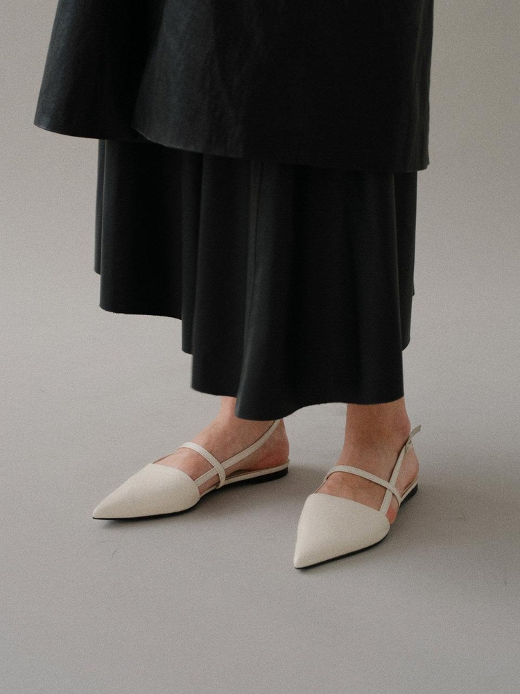 Pointed flat slingback Ivory