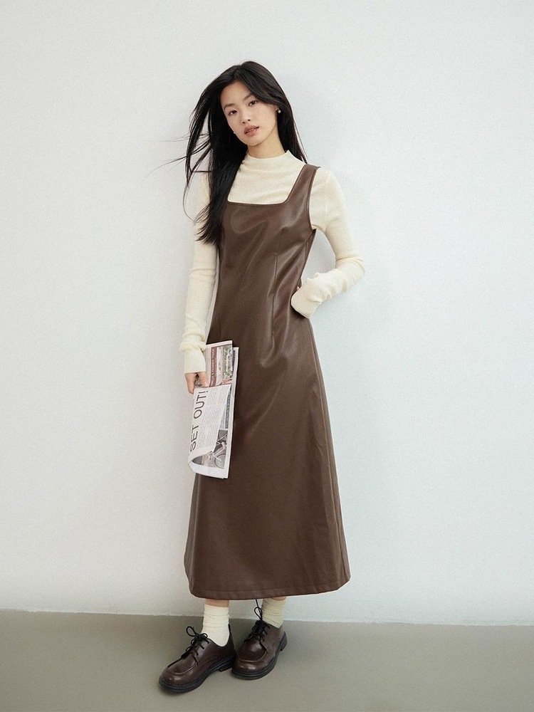 LS_Casual sleeveless leather dress