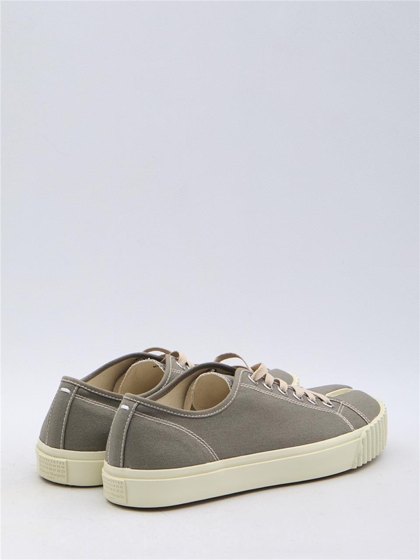 메종마르지엘라 FW24 Low-top Tabi sneakers S37WS0578_P4291_T8046 BEIGE