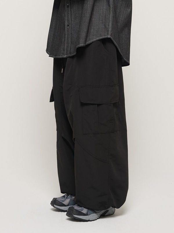 WIDE CARGO POCKET STRING BAND PANTS (BLACK)