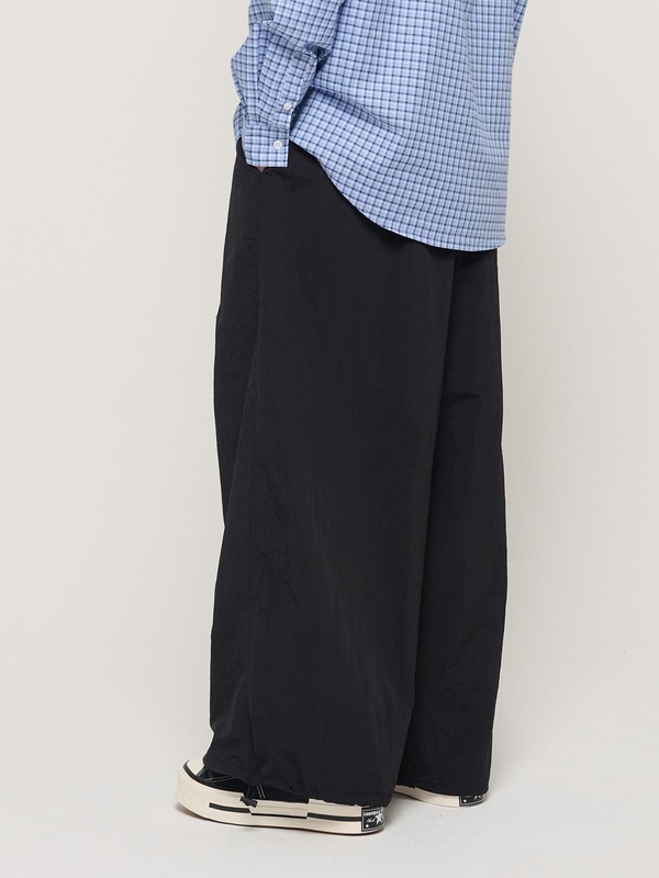 WIND PIN TUCK WIDE STRING PANTS (BLACK)