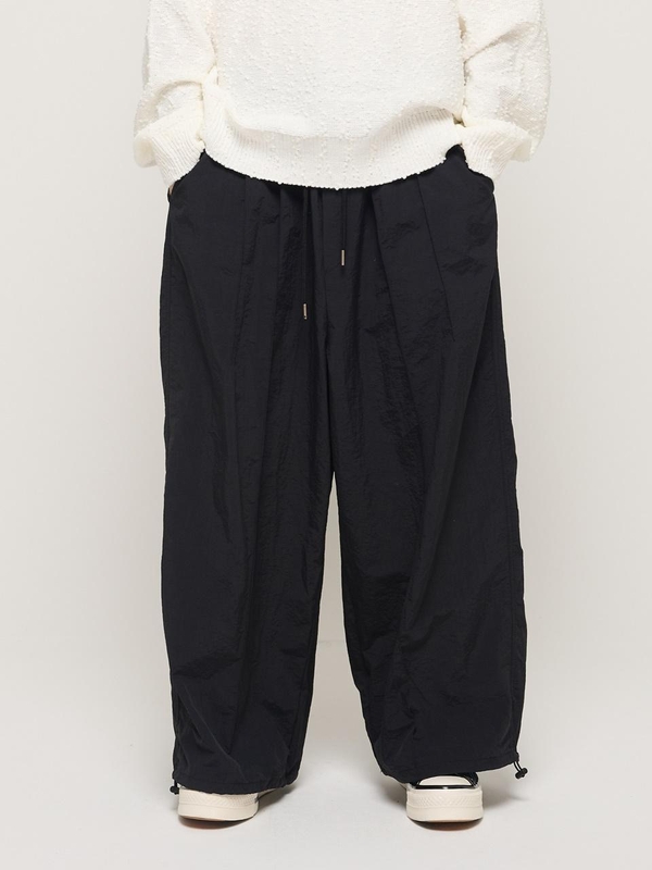 WIND PIN TUCK WIDE STRING PANTS (BLACK)