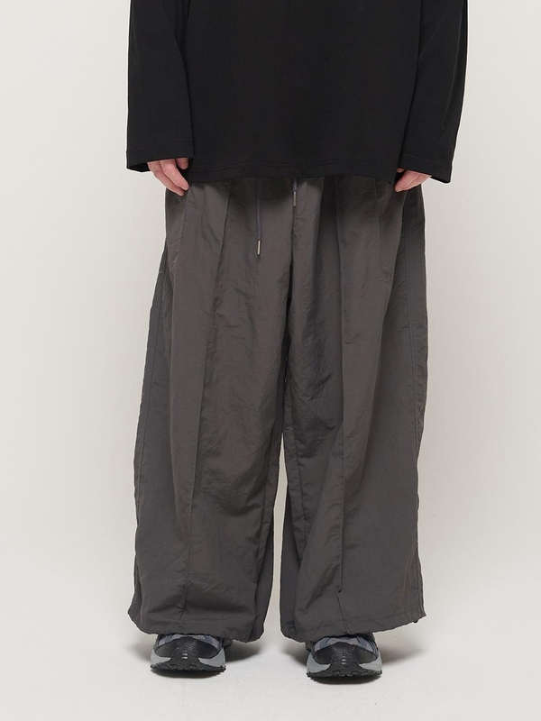 WIND PIN TUCK WIDE STRING PANTS (CHARCHOL)