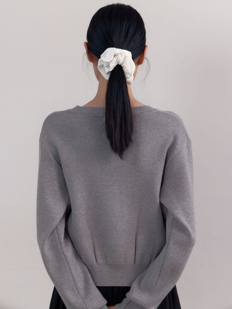 [2차 11월 25일 예약배송] Wrinkle Velvet Scrunchie (White)