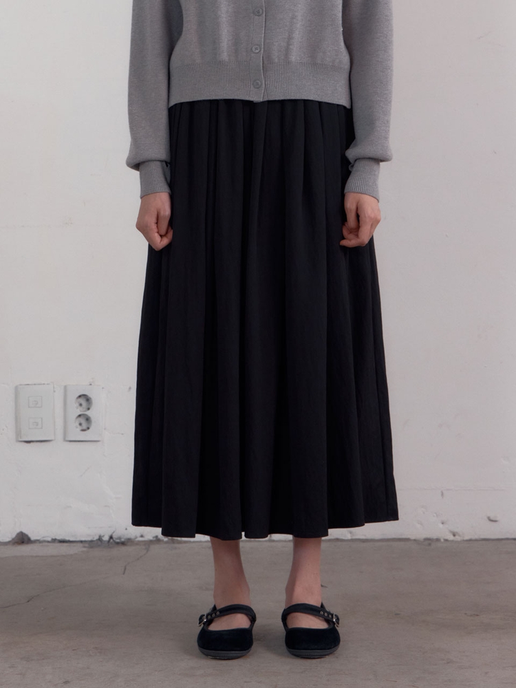 Classy Pleats Long Skirts (Black)