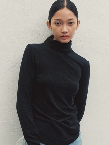 U-LINE WOOL TURTLENECK BLACK MBDFTO004BK