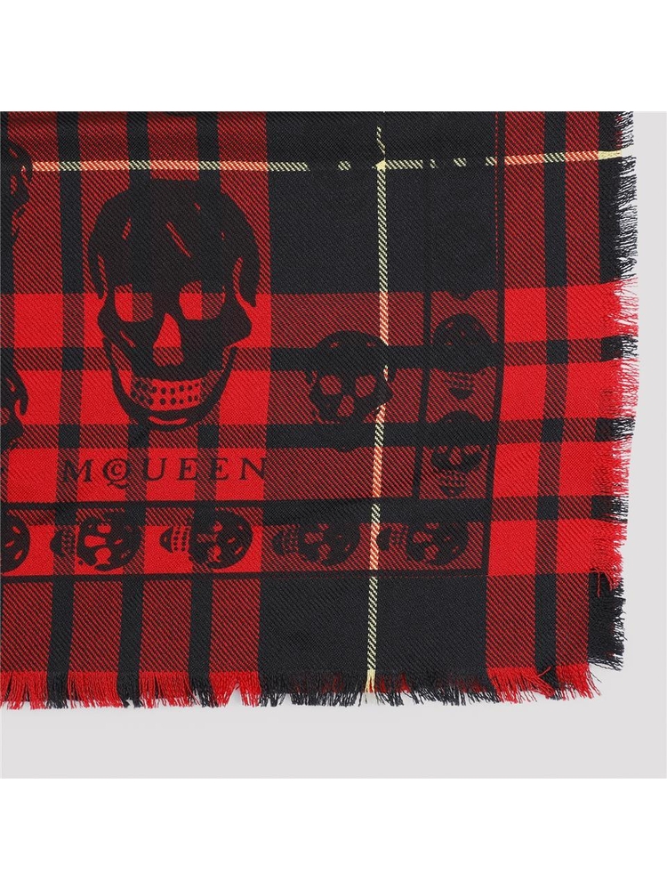 알렉산더 맥퀸 FW24 Alexander McQueen Kull On Tartan Foulard Scarf 429412.4200Q Red