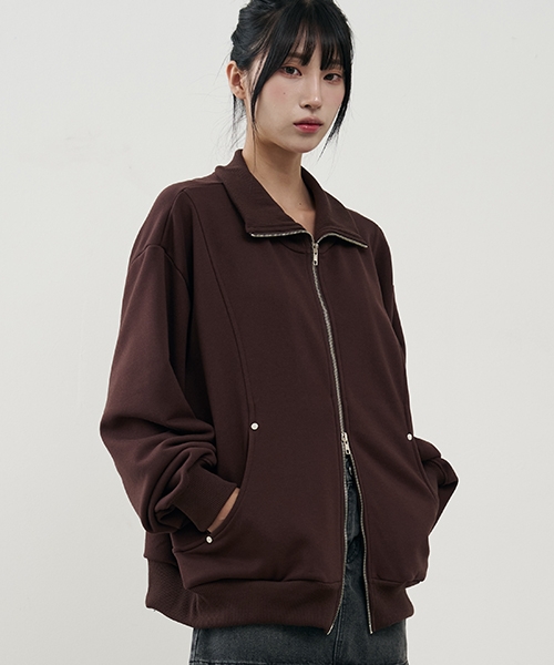 Comfy rivet high neck sweats zip-up [BROWN]