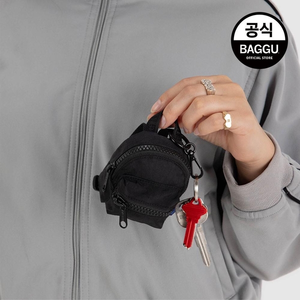 BAGGU 바쿠 키링 백팩 참 블랙