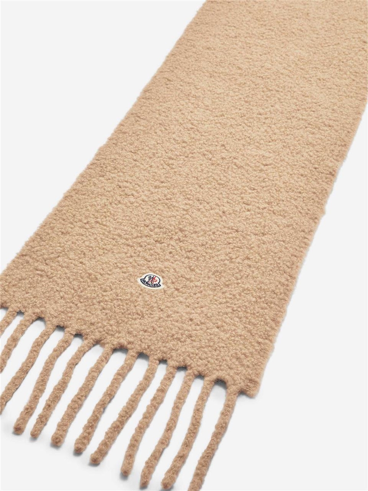 몽클레르 FW24 Alpaca Logo Scarf J2093 3C00017-0U357 One Color