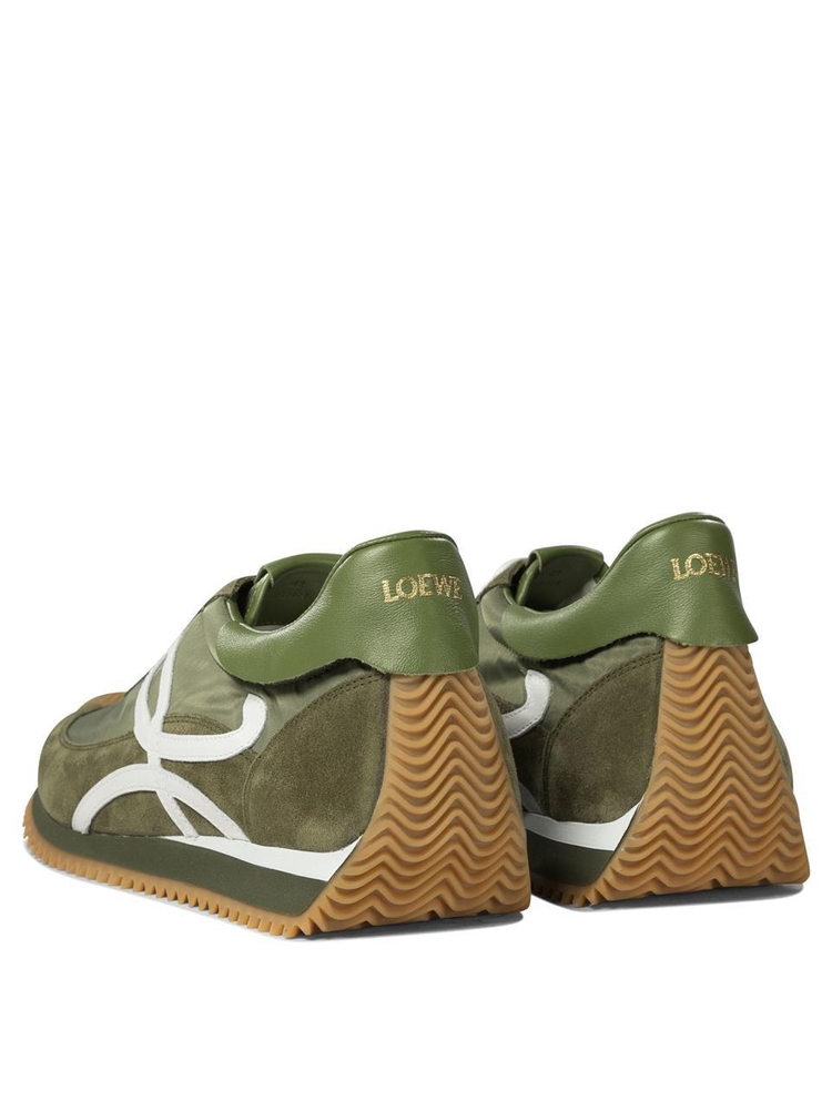 로에베 FW24 Flow Runner sneakers M816282XAJ8826 OLIVE/WHITE Green