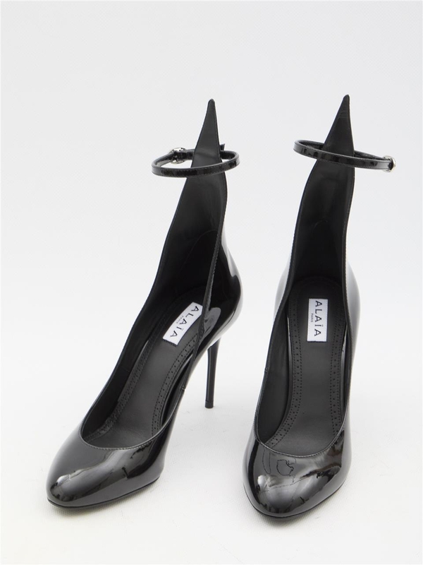 알라이아 FW24 Decollete pumps in patent leather AA3E073CK168_NOIR BLACK