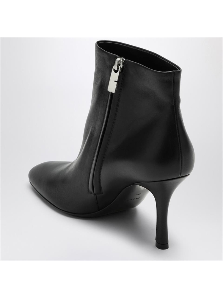 버버리 FW24 Burberry Black leather Baby boot 8098208161261 Black